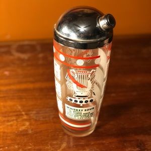 Fantastic vintage cocktail shaking glass!